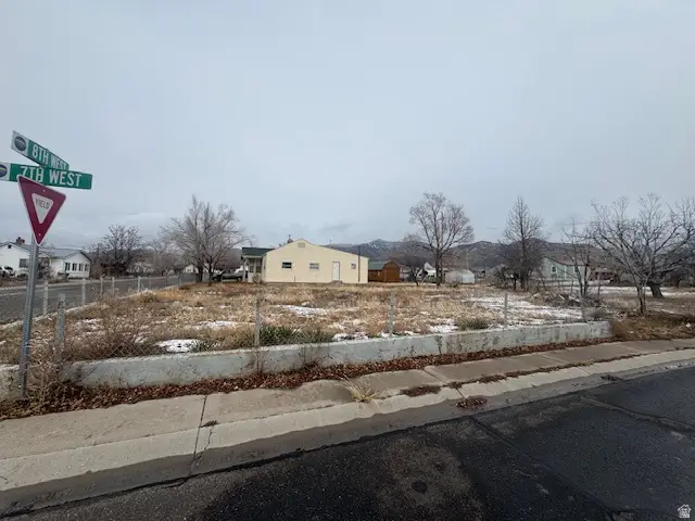 121 8th W, East Carbon, UT 84520 - Image #3