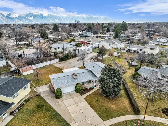 2613 W Hallmark Cir, West Valley City, UT 84119 - Image #2