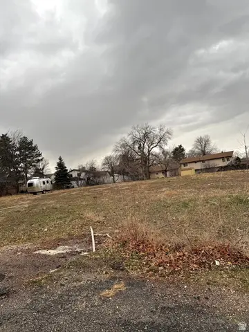 3526 E Fort Union Bvd Blvd, Cottonwood Heights, UT 84121 - Image #2