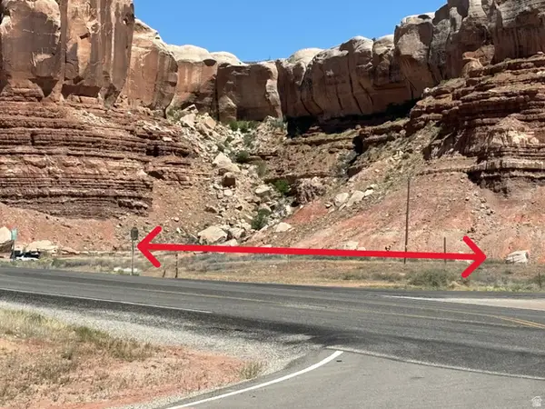 160 E Mission Rd, Bluff, UT 84512