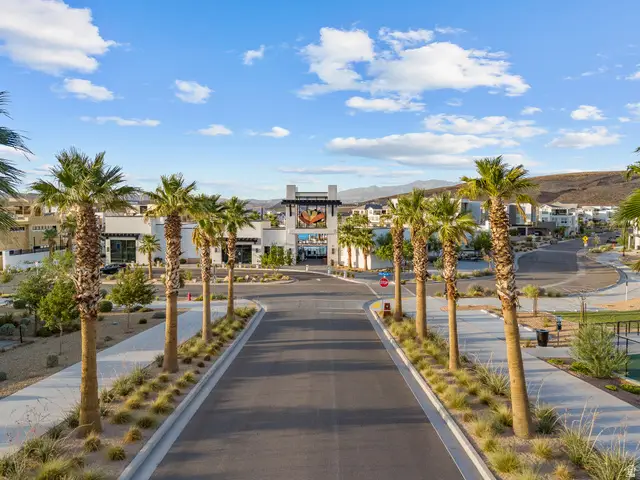 710 W Akoya Pearl St #83, Saint George, UT 84790 - Image #2