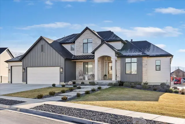 1579 W Pheasant Dr, Kaysville, UT 84037 - Image #2