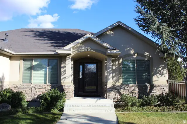 10612 N Canterbury Dr, Highland, UT 84003 - Image #2