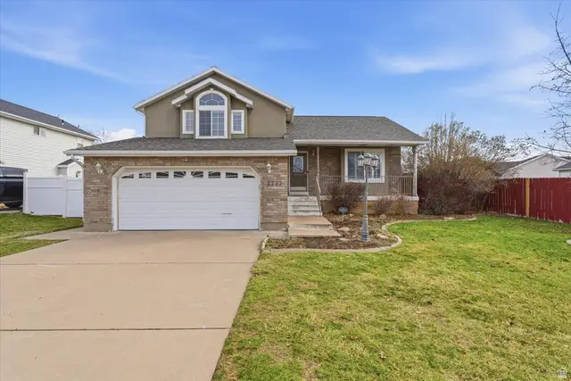 2757 W Sandi Dr, Layton, UT 84041 - Image #1