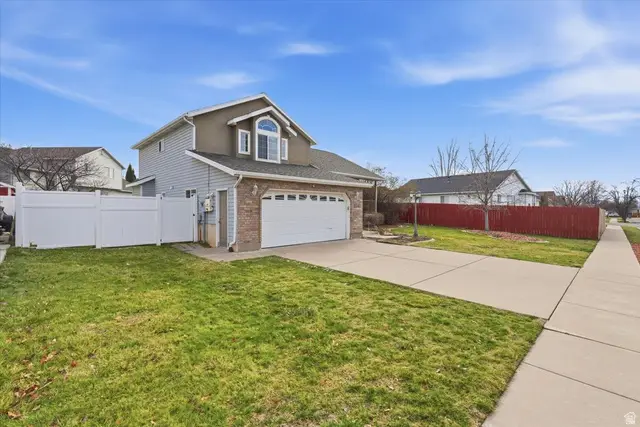 2757 W Sandi Dr, Layton, UT 84041 - Image #2