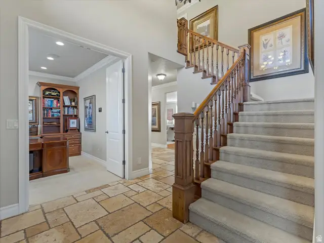 1074 E Black Forest Dr S, Sandy, UT 84094 - Image #2