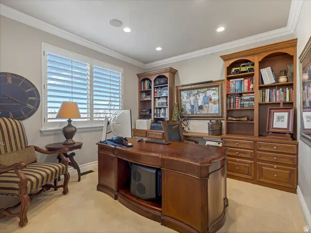 1074 E Black Forest Dr S, Sandy, UT 84094 - Image #3