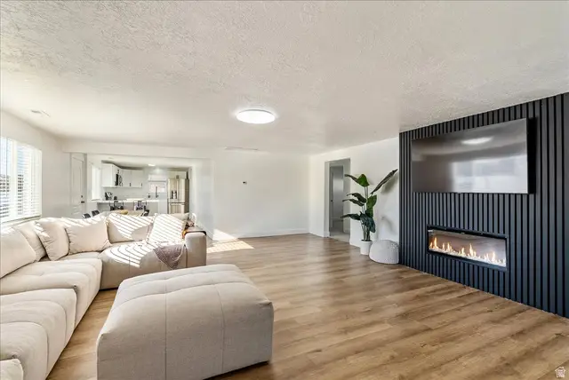 1977 N 1300 W, Pleasant Grove, UT 84062 - Image #2