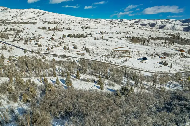 2727 Evergreen Dr, Huntsville, UT 84317 - Image #1
