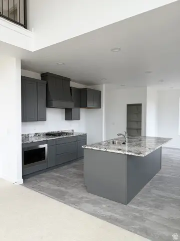 7633 S Oak Hallow #323, West Jordan, UT 84081 - Image #2