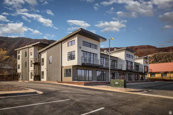 443 Kane Blvd #B301, Moab, UT 84532