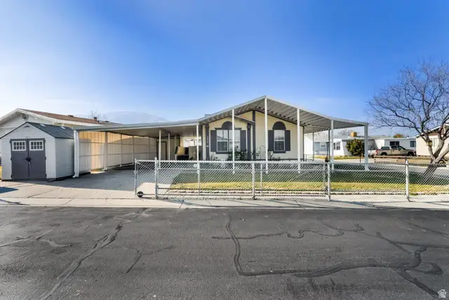 3696 S Goldridge Dr W, Magna, UT 84044 - Image #1