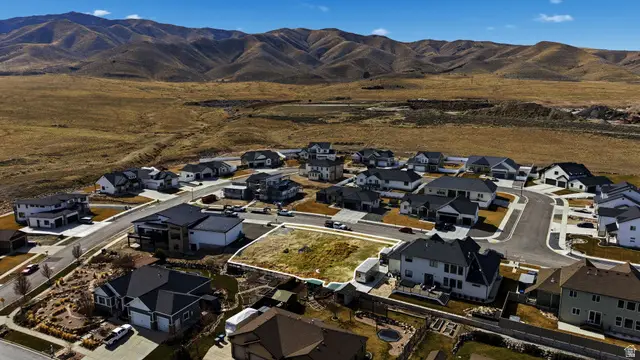 2042 S Roan Ave, Saratoga Springs, UT 84043 - #3