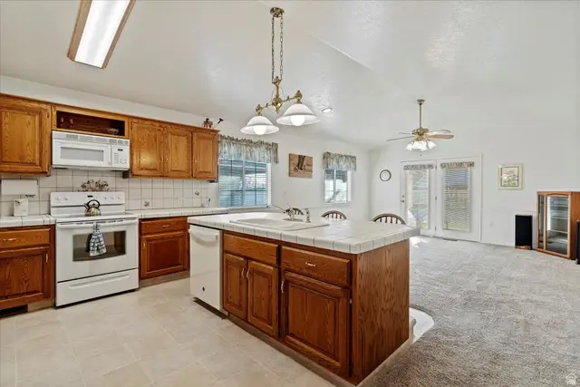 1783 W 5000 S, Roy, UT 84067 - Image #3
