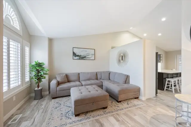 5751 W Early Dawn Dr S, West Jordan, UT 84081 - Image #2