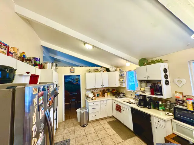 2809 Willow Hills Dr, Sandy, UT 84093 - Image #3