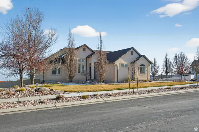 3926 S Panorama Dr, Saratoga Springs, UT 84045 - Image #3