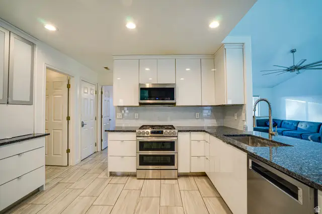 1466 N Lewis Peak Dr, Ogden, UT 84404 - Image #1