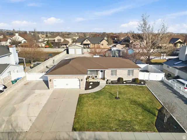 3124 W Elmwood Dr, Riverton, UT 84065 - Image #2
