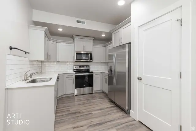 2674 S 2250 W #207, West Haven, UT 84401 - Image #2