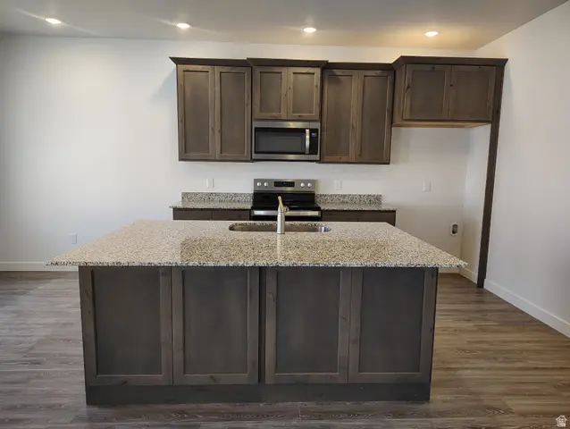 2042 N Essie Dr, Tooele, UT 84074 - Image #2