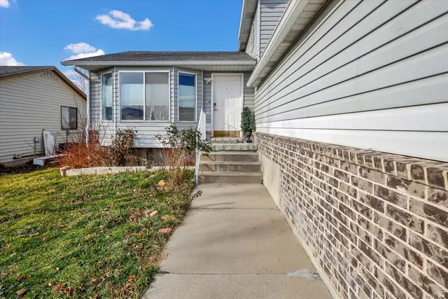 6084 S Longmore Dr W, Salt Lake City, UT 84118 - Image #2