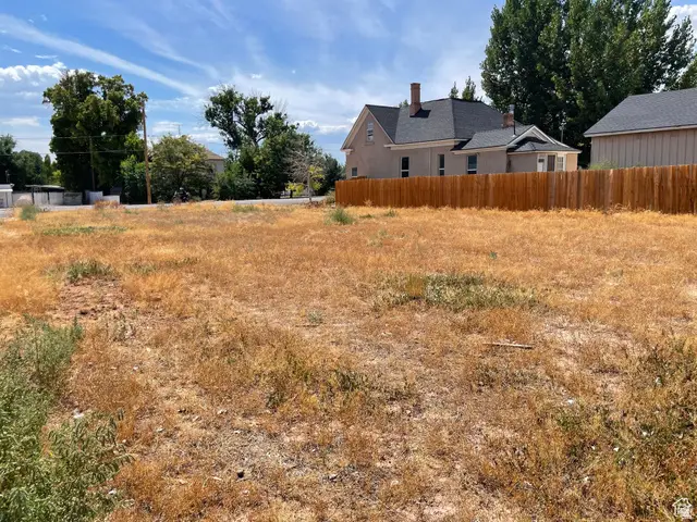 227 E 300 N, Richfield, UT 84701 - Image #3