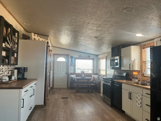 2472 W 3000 N, Roosevelt, UT 84066 - Image #2