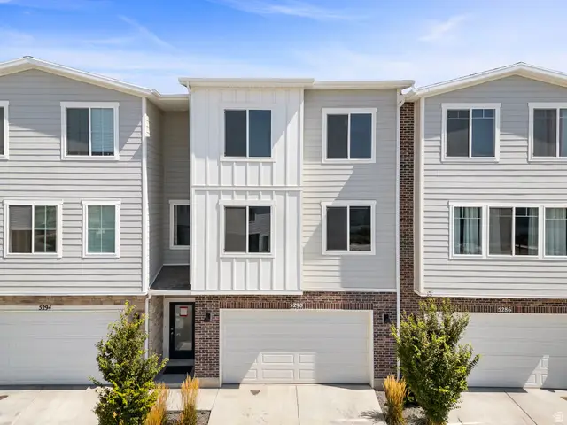 5290 N Folkstone Dr N, Eagle Mountain, UT 84005 - Image #2