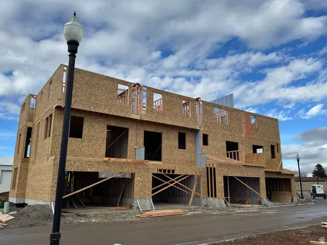 1717 N 1625 W, Layton, UT 84041 - Image #2