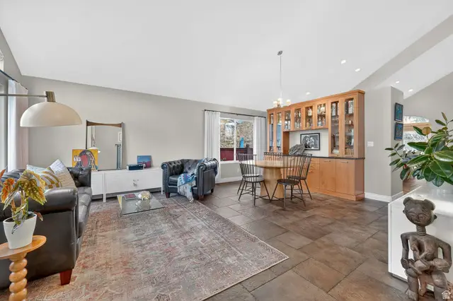 1446 E Vineyard Ct, Millcreek, UT 84106 - Image #3