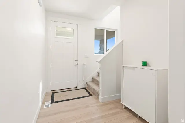 7077 N Spring Hill Ln, Eagle Mountain, UT 84005 - Image #3