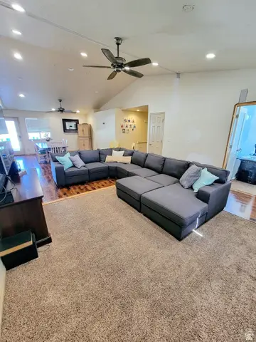 172 W Aruba Dr, Saratoga Springs, UT 84045 - #3