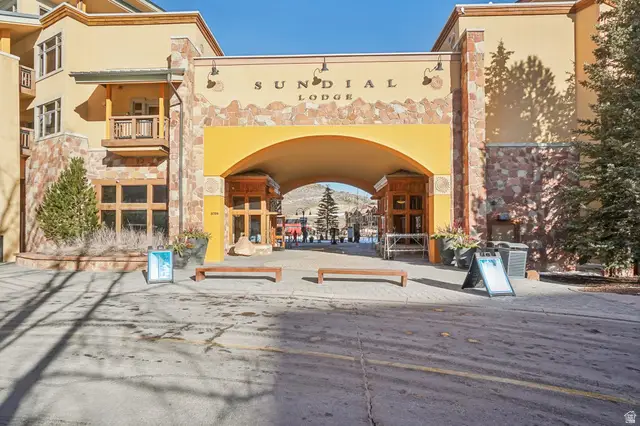 3720 N Sundial Ct #B304, Park City, UT 84098 - Image #2