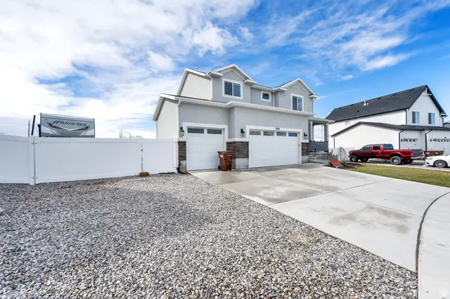 2080 E Colette St, Lake Point, UT 84074 - Image #3