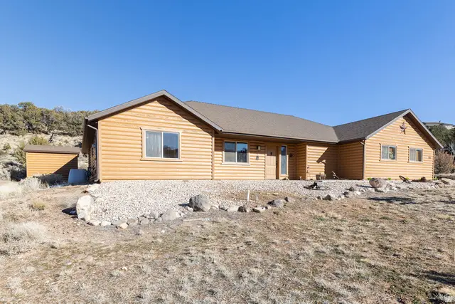 915 S Canyon Dr, Cedar City, UT 84720 - Image #3