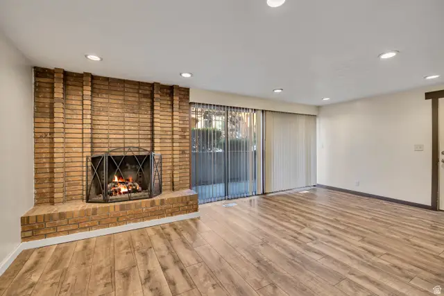 8136 S Cottonwood Hills Cir, Sandy, UT 84094 - Image #1