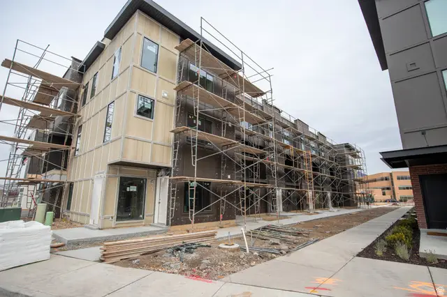 602 E Savvy Cv S #C-43, Salt Lake City, UT 84107 - Image #1