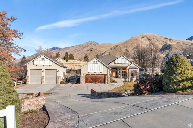 1052 S Cove Dr E, Springville, UT 84663 - #1