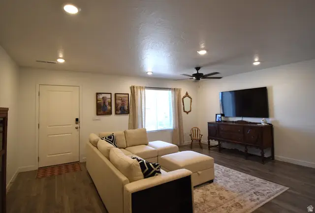 1369 S Pole Creek Ln, Washington, UT 84780 - Image #3