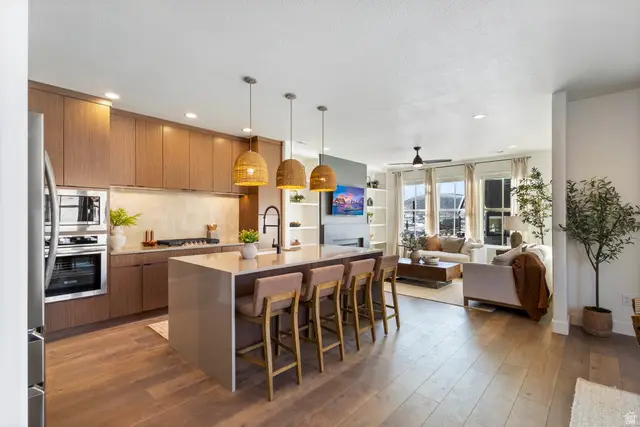 7224 S Gravel Cross Way #191, West Jordan, UT 84081 - Image #2