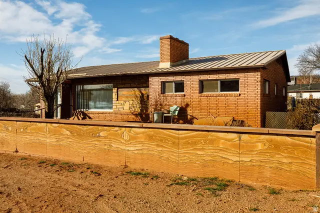 285 N 100 E, Kanab, UT 84741 - #3