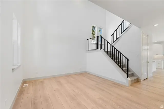 295 E 2050 S #1, Bountiful, UT 84010 - #2