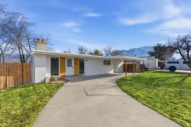 941 E Carnation Dr, Sandy, UT 84094 - Image #2