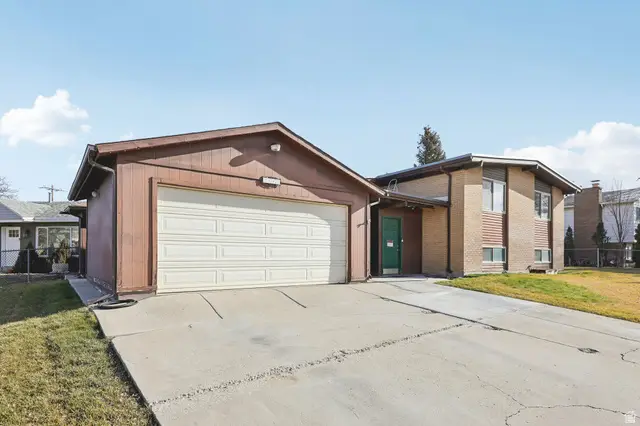 2587 S Vespa Dr, West Valley City, UT 84119 - #3