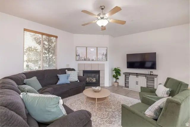 1845 W Canyon View Dr, Saint George, UT 84770 - Image #2