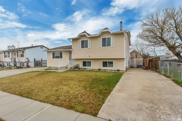 3223 S Magnolia Dr, Magna, UT 84044 - Image #1