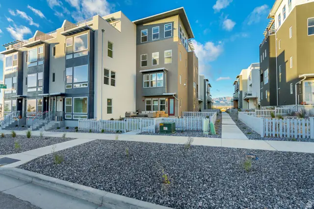 10974 S Lake Run Rd W #160, South Jordan, UT 84009 - Image #3