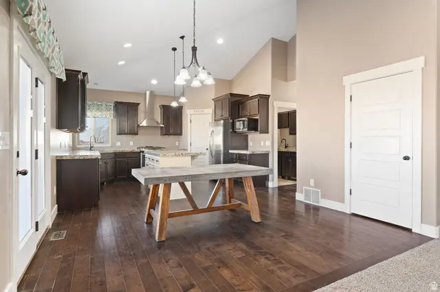 12442 S Luzerne Ct, Herriman, UT 84096 - Image #3