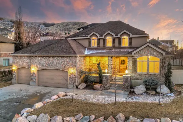 514 Sugar Plum Ln, North Salt Lake, UT 84054